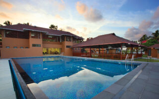 Resort in Alleppey with Pool Mannath Ayur Island