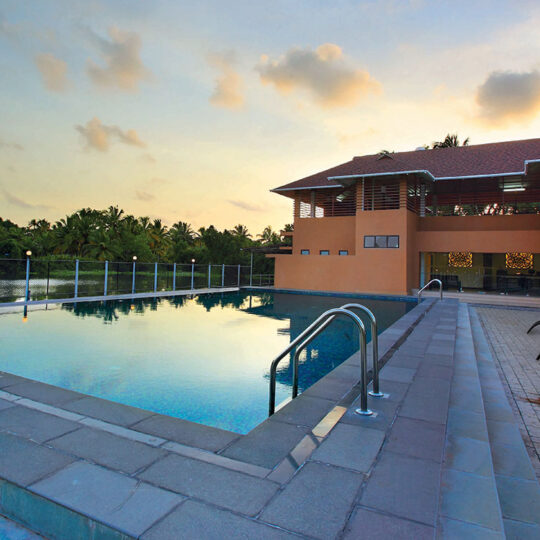 Mannath Ayur Island Resort Pool