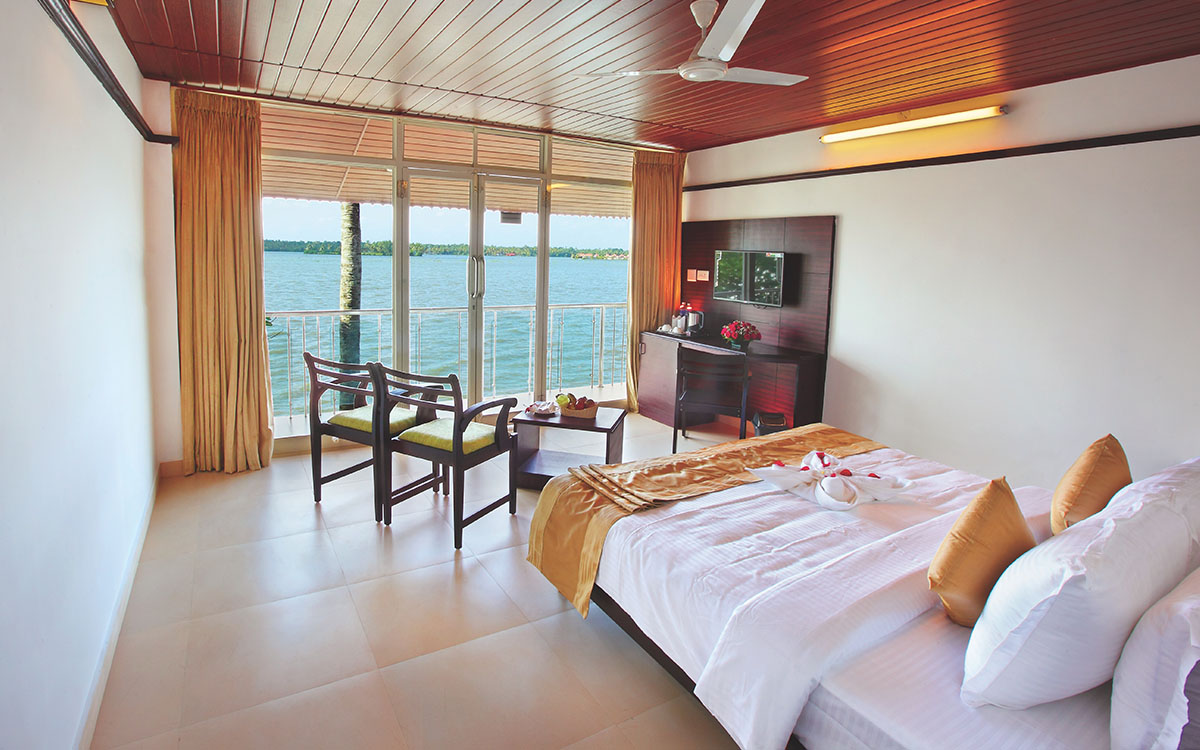 Lake View Rooms at Mannath Ayur Island